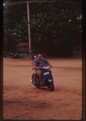 India_hampi_people23
