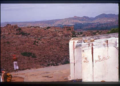 India_hampi_ruins23