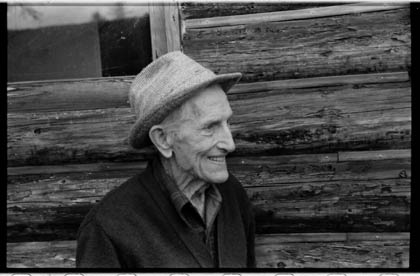 US_Oregon_Luther_Metke_walkandtalk02.jpg